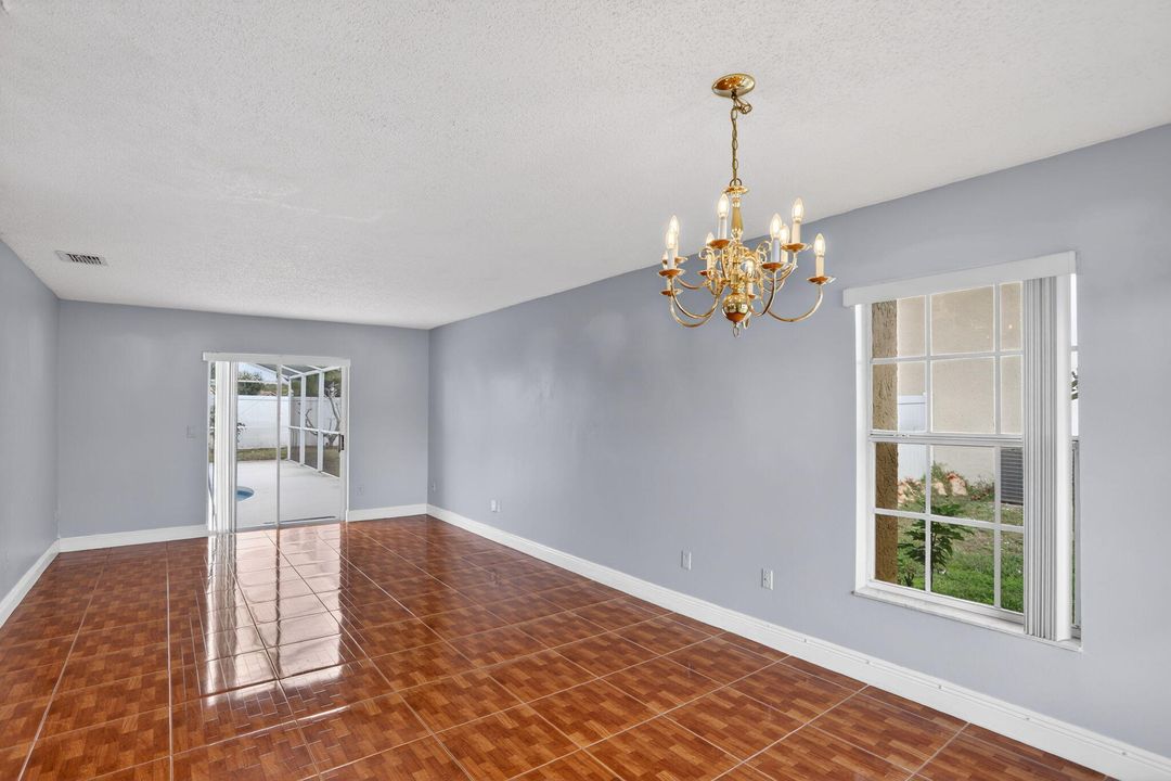 На продажу: $575,000 (4 спален, 2 ванн, 2285 Квадратных фут)