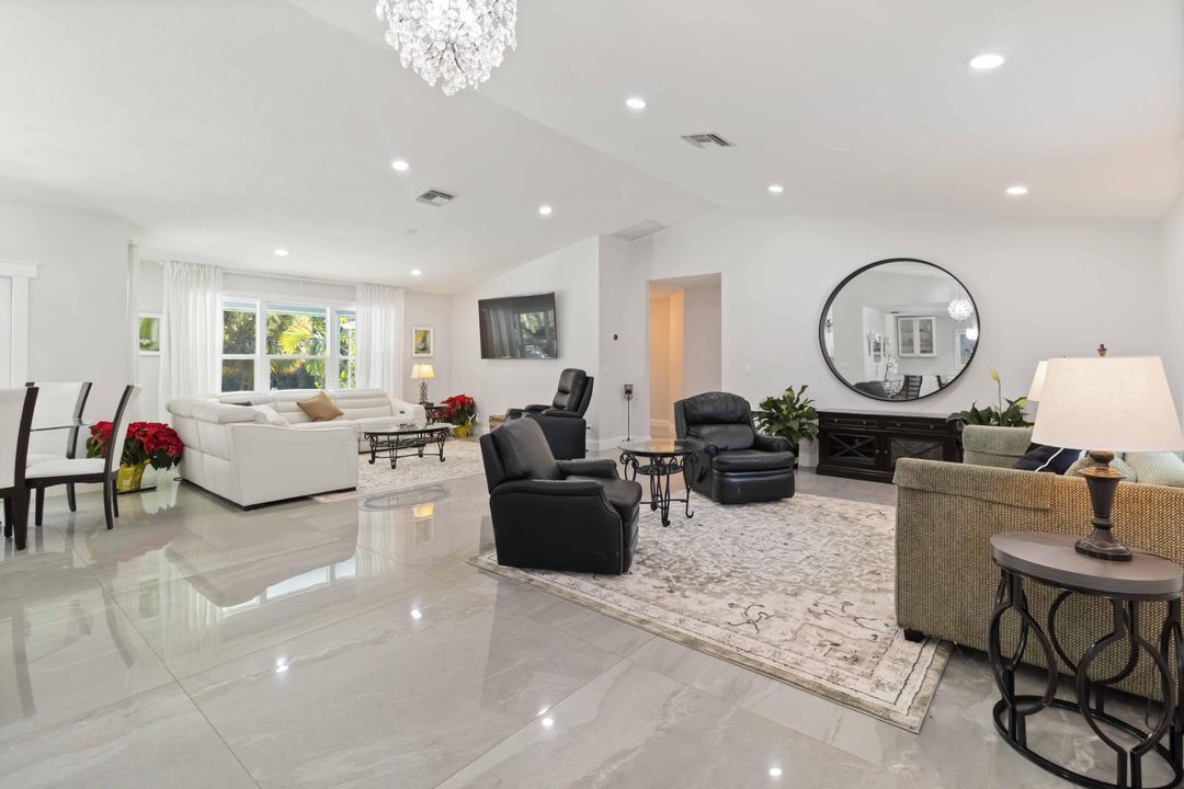 Active With Contract: $1,100,000 (4 beds, 2 baths, 2365 Square Feet)