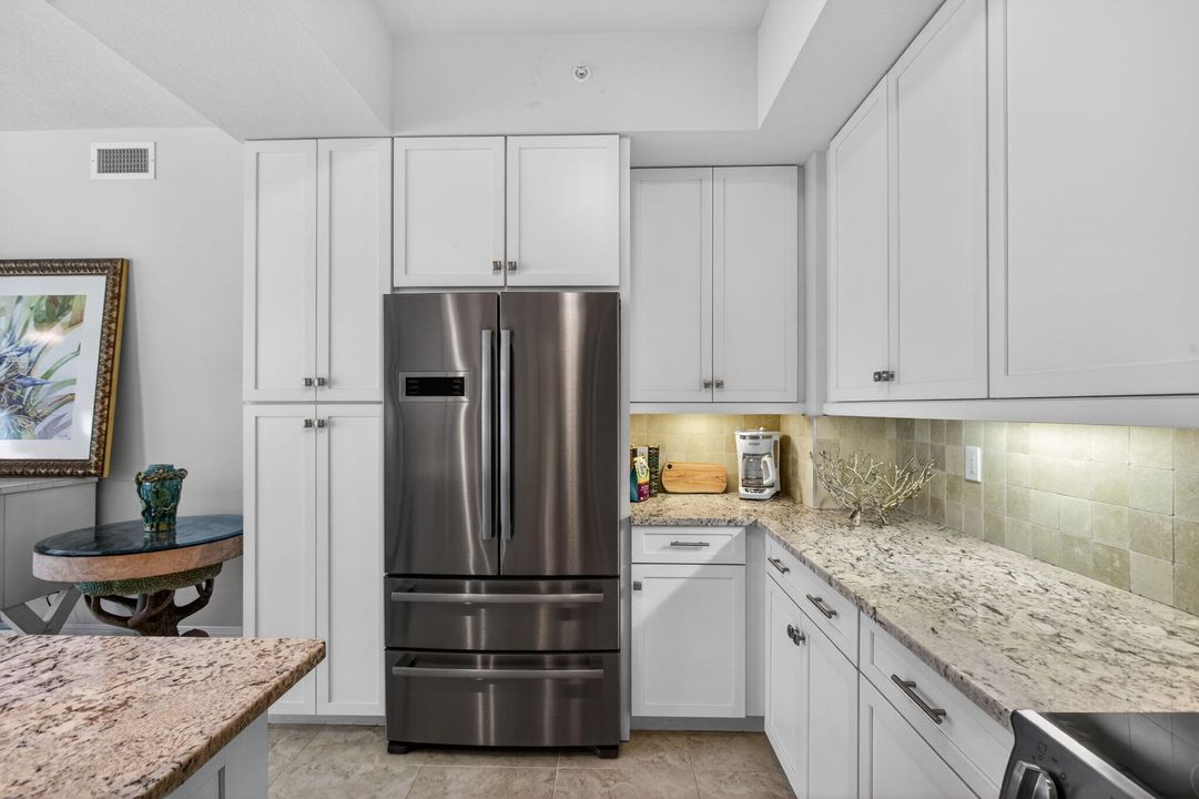 В аренду: $5,800 (3 спален, 3 ванн, 1859 Квадратных фут)