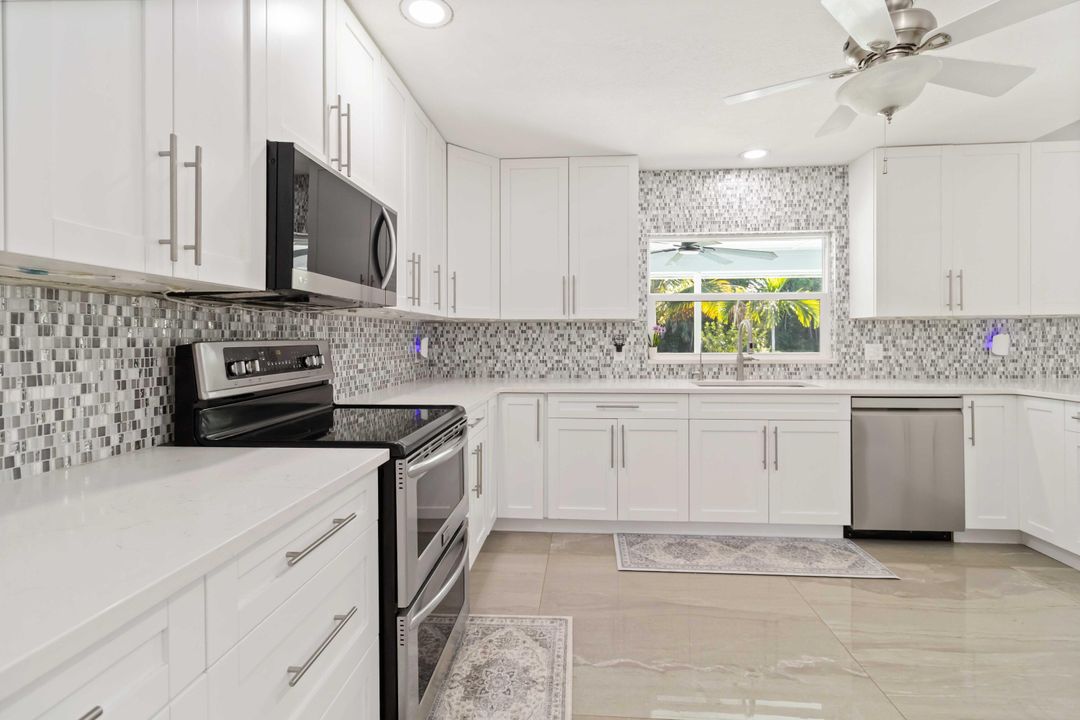 Active With Contract: $1,100,000 (4 beds, 2 baths, 2365 Square Feet)