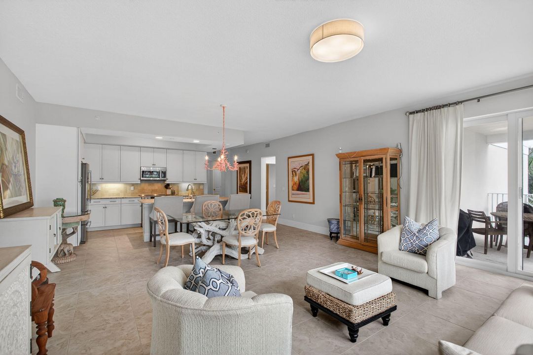 В аренду: $5,800 (3 спален, 3 ванн, 1859 Квадратных фут)