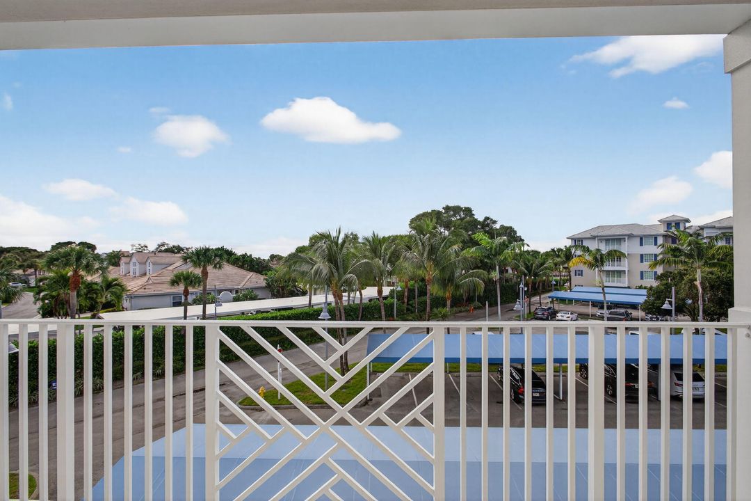 В аренду: $5,800 (3 спален, 3 ванн, 1859 Квадратных фут)