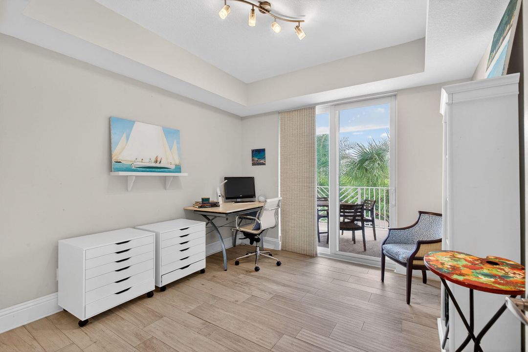 В аренду: $5,800 (3 спален, 3 ванн, 1859 Квадратных фут)