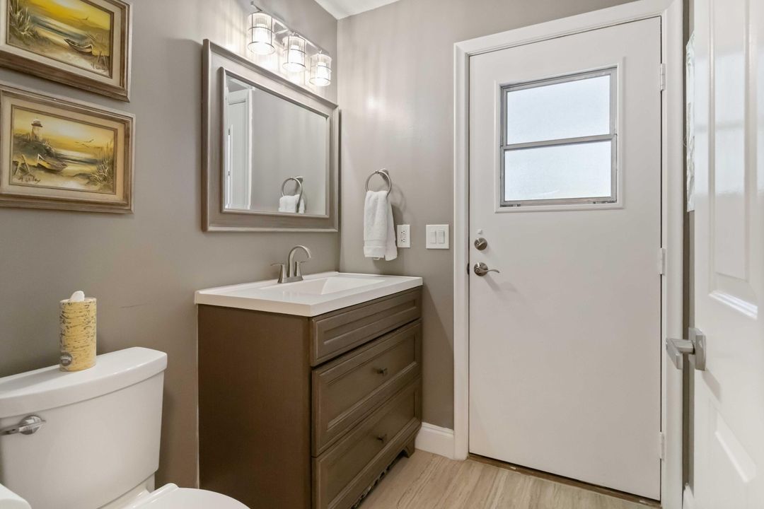 Active With Contract: $1,100,000 (4 beds, 2 baths, 2365 Square Feet)