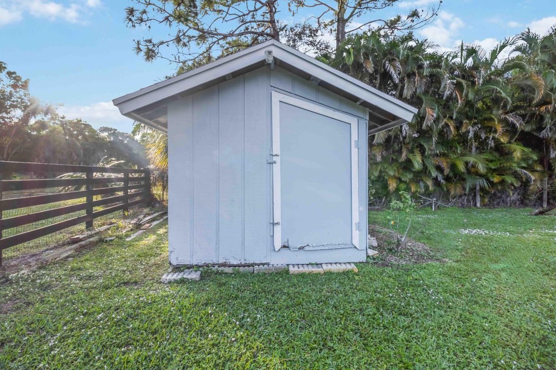 Active With Contract: $1,100,000 (4 beds, 2 baths, 2365 Square Feet)