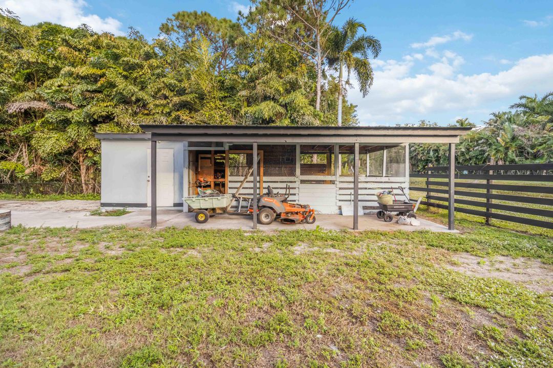 Active With Contract: $1,100,000 (4 beds, 2 baths, 2365 Square Feet)