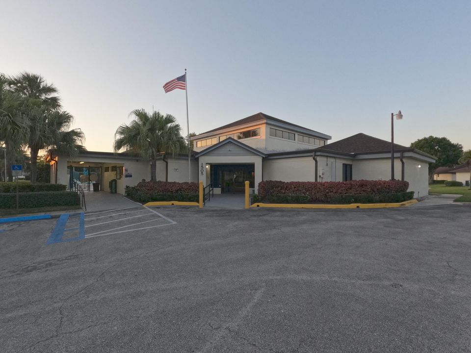 For Sale: $174,900 (2 beds, 2 baths, 1280 Square Feet)