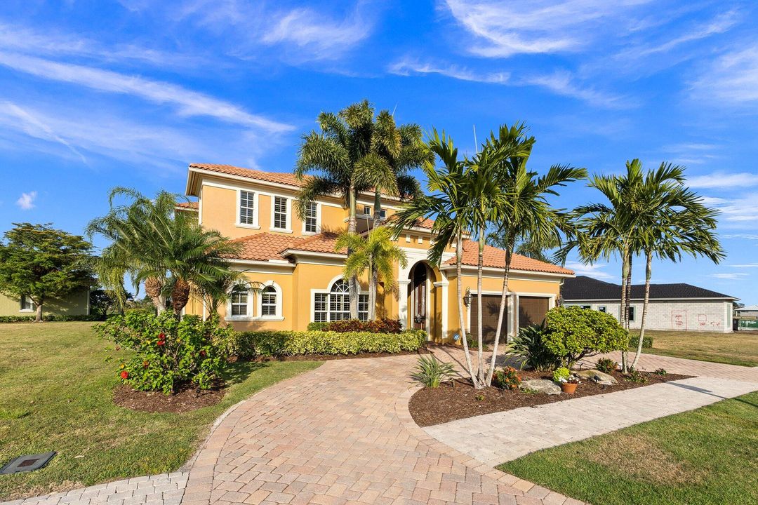 For Sale: $1,479,999 (4 beds, 4 baths, 4652 Square Feet)