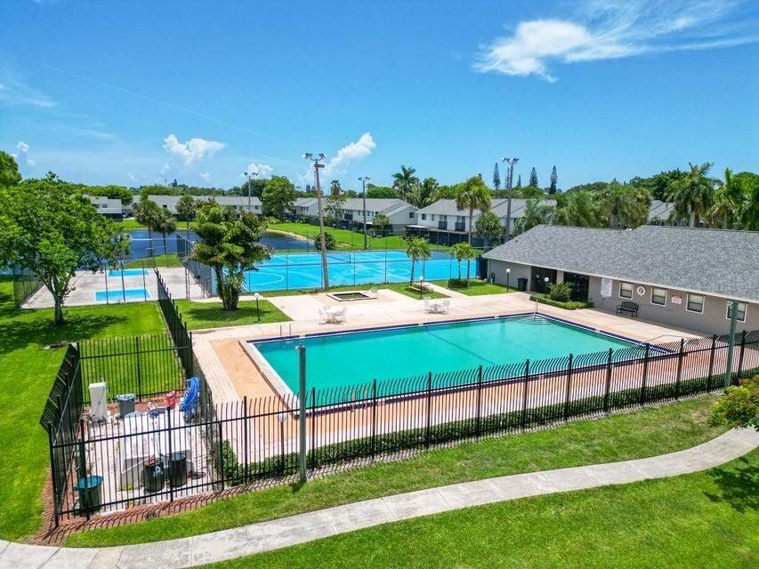 En Renta: $2,250 (3 camas, 2 baños, 1206 Pies cuadrados)