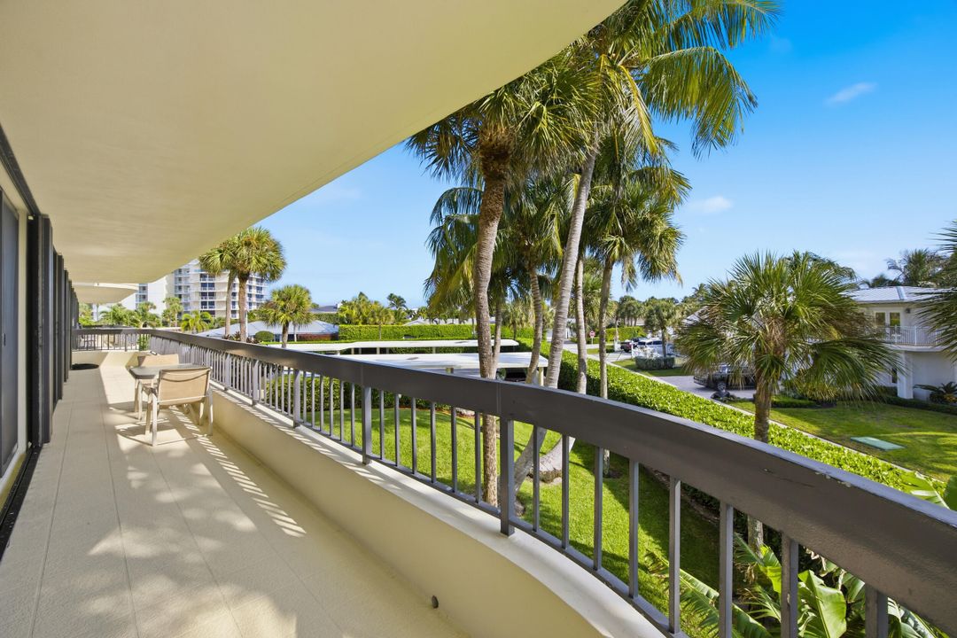 待售: $1,295,000 (3 贝兹, 2 浴室, 2275 平方英尺)