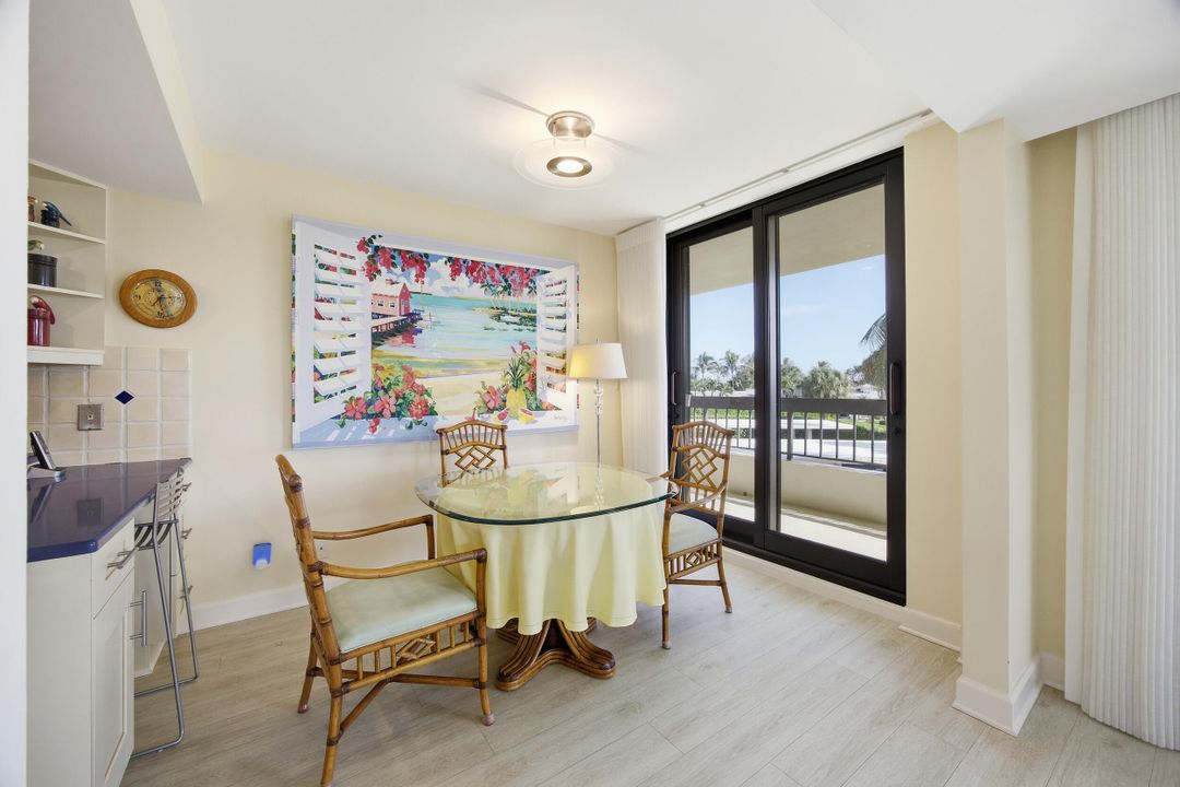 待售: $1,295,000 (3 贝兹, 2 浴室, 2275 平方英尺)