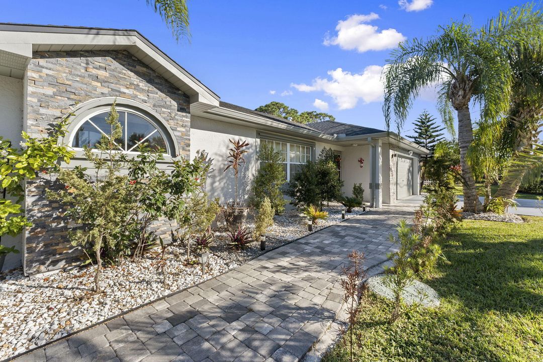 En Venta: $599,999 (3 camas, 2 baños, 1656 Pies cuadrados)