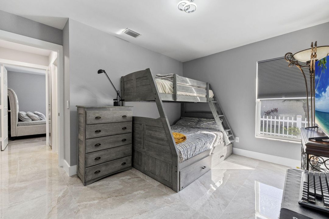 En Venta: $599,999 (3 camas, 2 baños, 1656 Pies cuadrados)