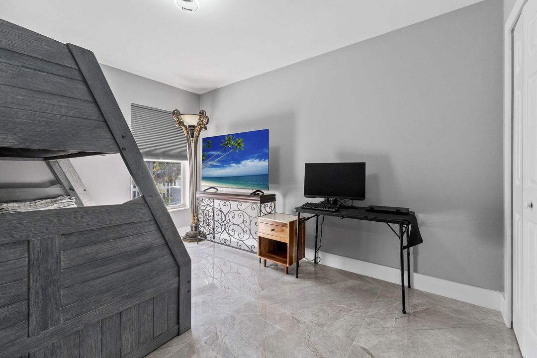 En Venta: $599,999 (3 camas, 2 baños, 1656 Pies cuadrados)