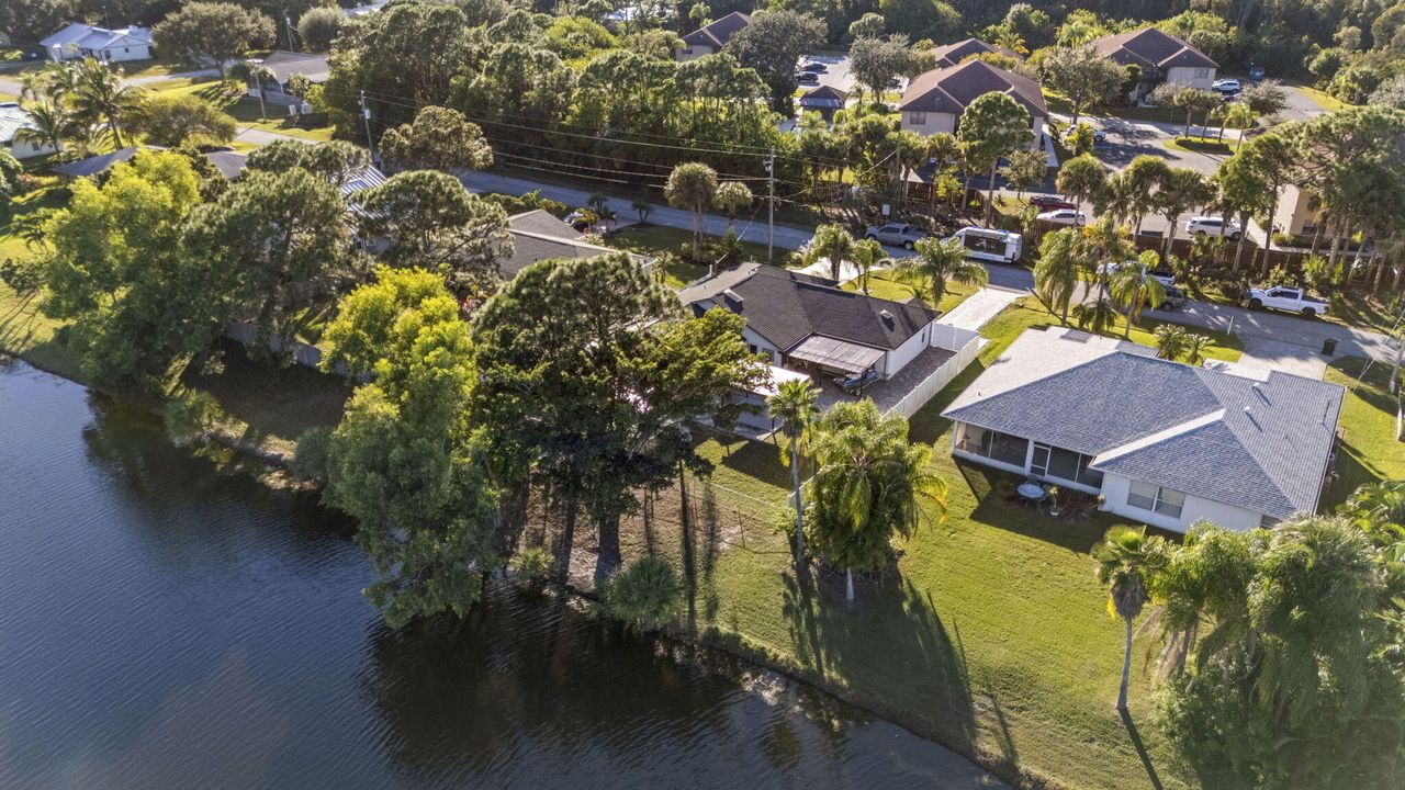 En Venta: $599,999 (3 camas, 2 baños, 1656 Pies cuadrados)