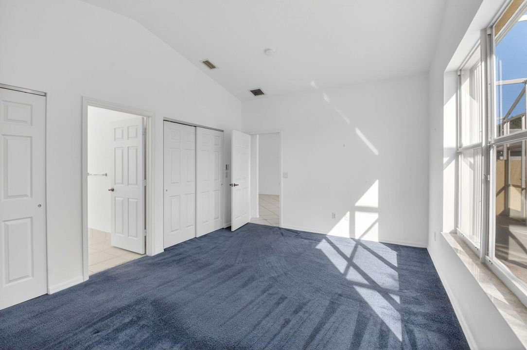 En Venta: $339,900 (3 camas, 2 baños, 1627 Pies cuadrados)