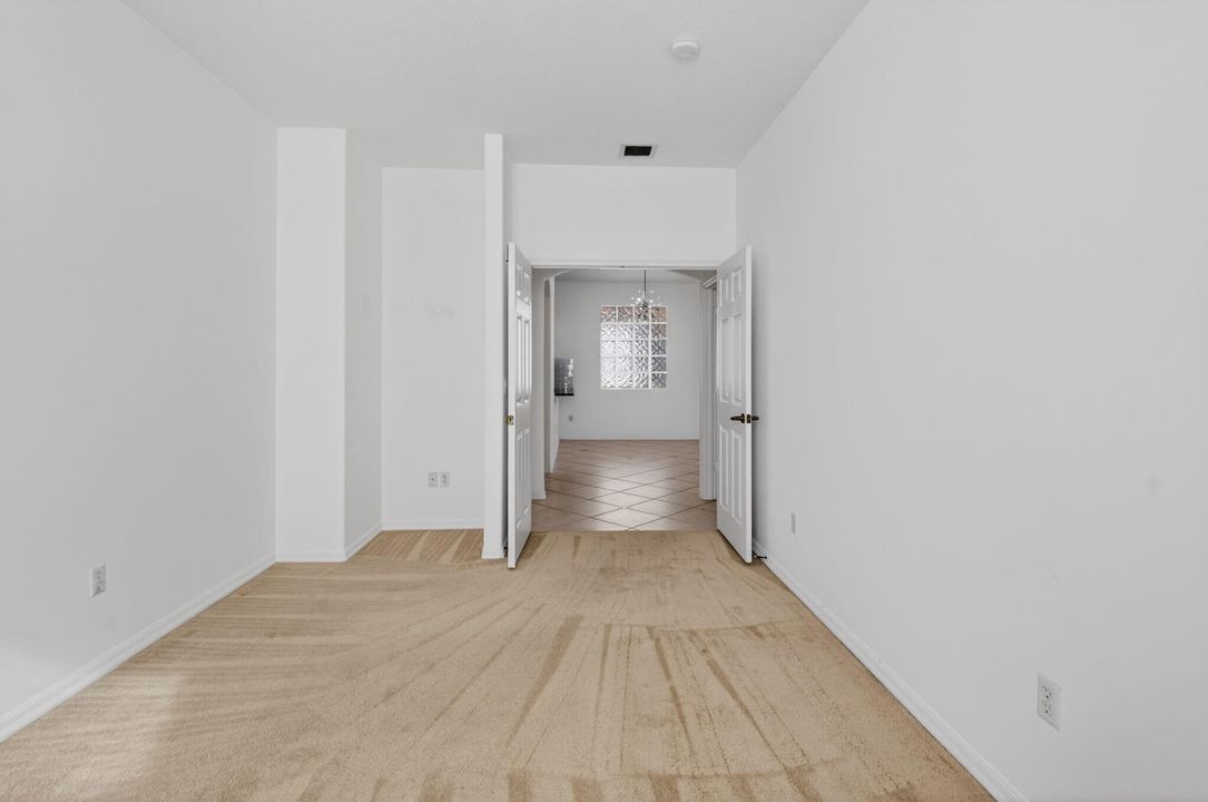 En Venta: $339,900 (3 camas, 2 baños, 1627 Pies cuadrados)