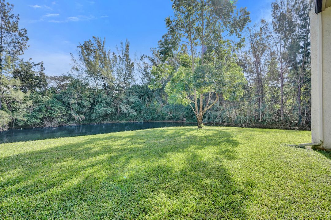 En Venta: $175,000 (2 camas, 2 baños, 1096 Pies cuadrados)