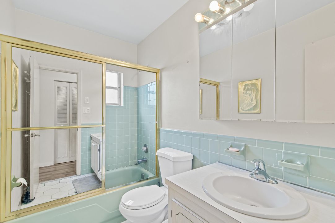 For Sale: $379,000 (2 beds, 2 baths, 1443 Square Feet)