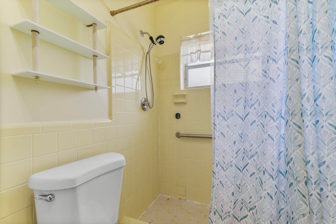 For Sale: $379,000 (2 beds, 2 baths, 1443 Square Feet)