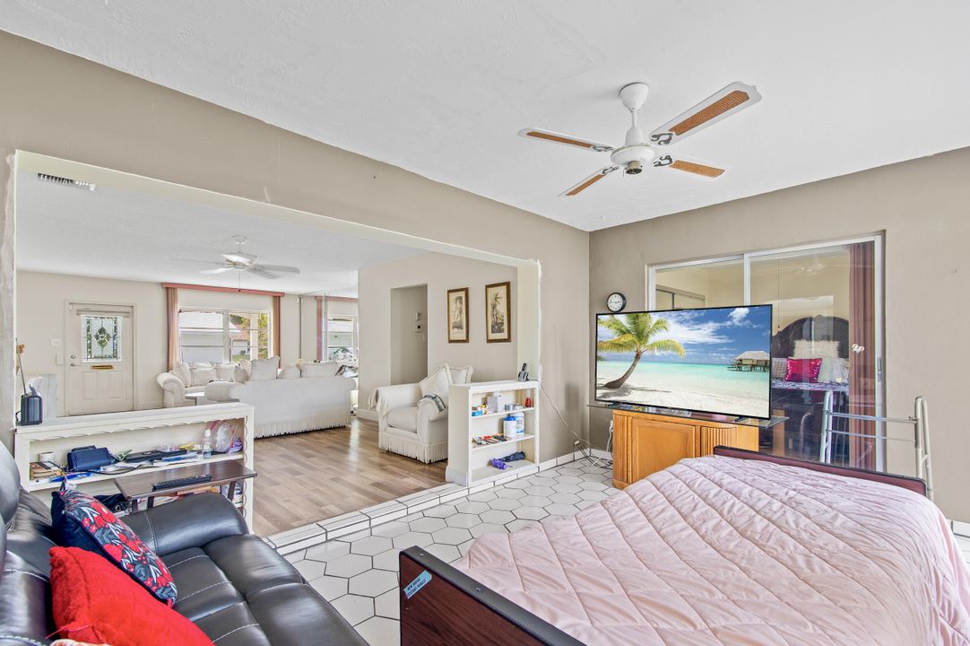 For Sale: $379,000 (2 beds, 2 baths, 1443 Square Feet)