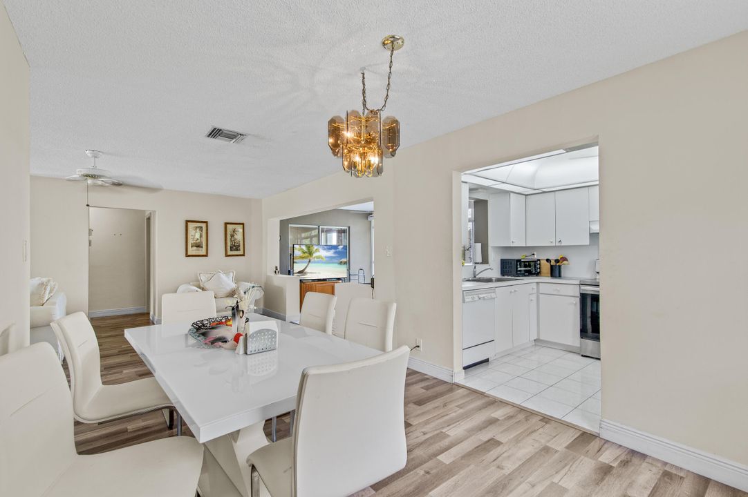 For Sale: $379,000 (2 beds, 2 baths, 1443 Square Feet)