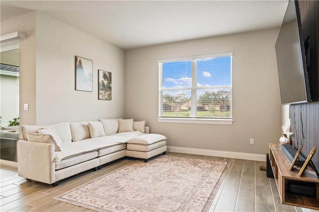 待售: $499,990 (4 贝兹, 2 浴室, 1908 平方英尺)