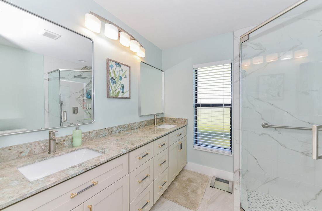 На продажу: $229,900 (2 спален, 2 ванн, 1411 Квадратных фут)