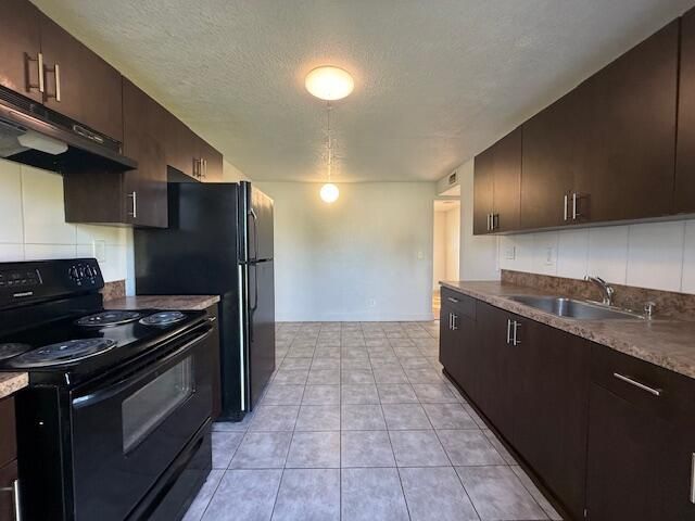 For Rent: $1,600 (2 beds, 1 baths, 1200 Square Feet)