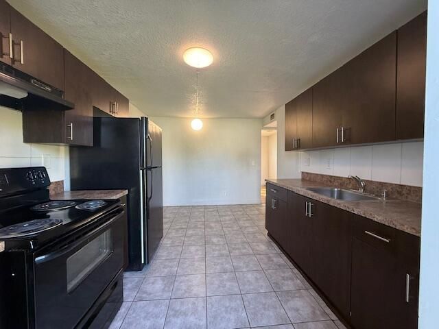 For Rent: $1,600 (2 beds, 1 baths, 1200 Square Feet)