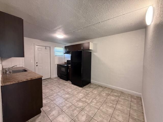 For Rent: $1,600 (2 beds, 1 baths, 1200 Square Feet)