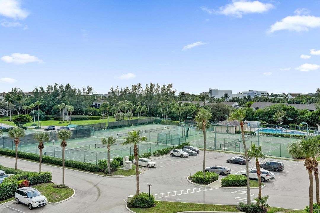 For Rent: $8,500 (2 beds, 2 baths, 1270 Square Feet)