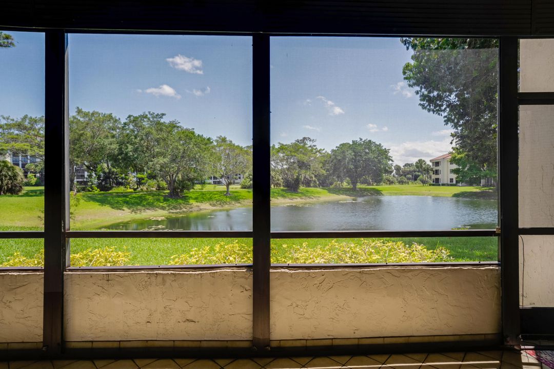 待售: $375,000 (2 贝兹, 2 浴室, 1323 平方英尺)