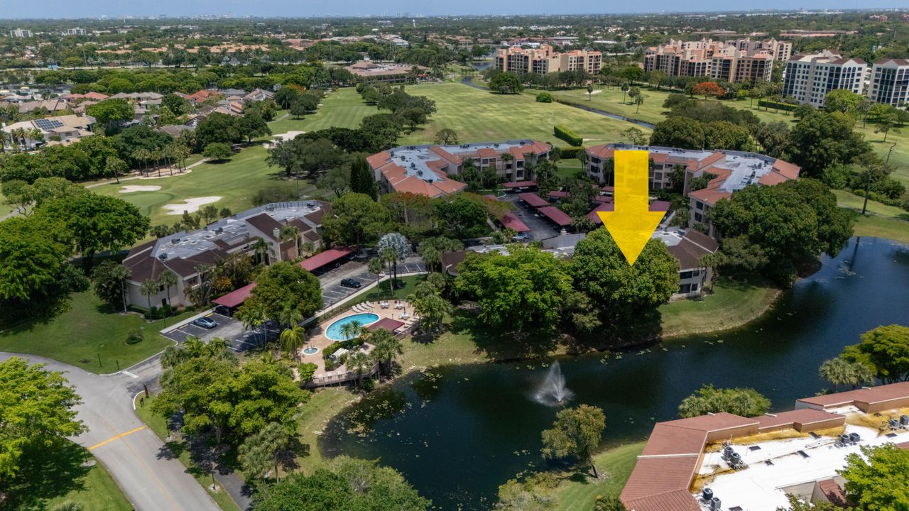 待售: $375,000 (2 贝兹, 2 浴室, 1323 平方英尺)