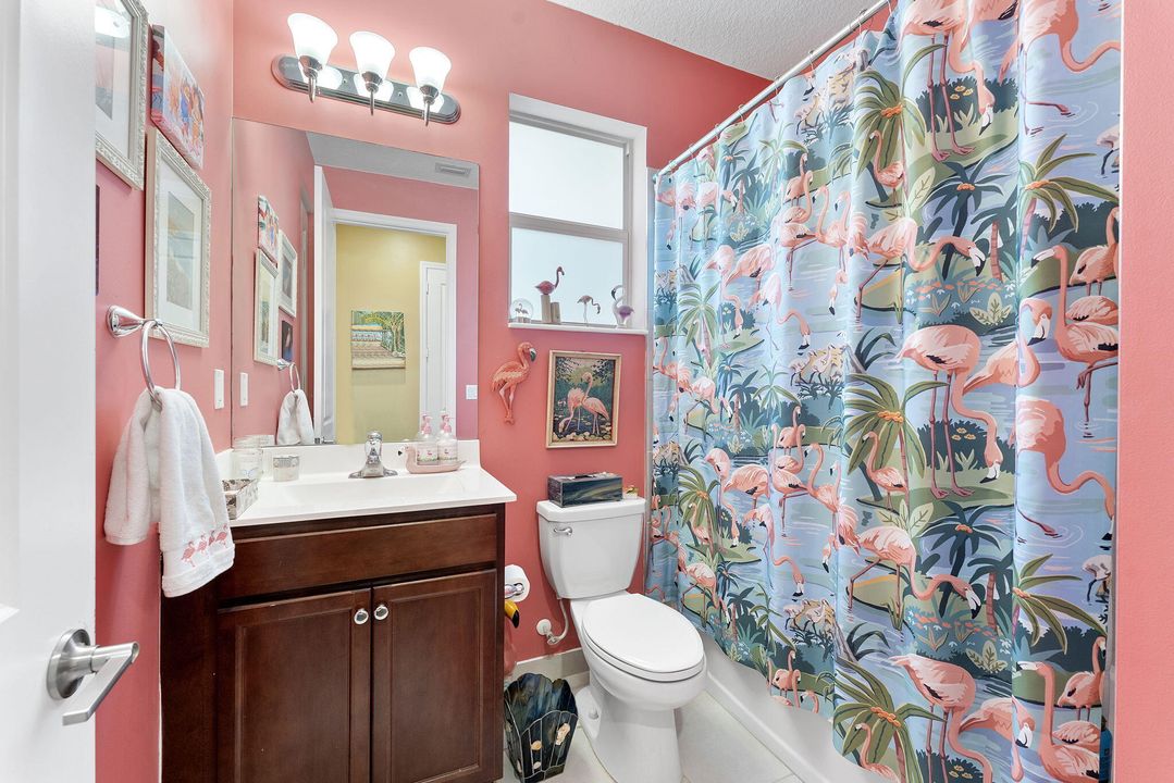 En Venta: $725,000 (4 camas, 3 baños, 2179 Pies cuadrados)