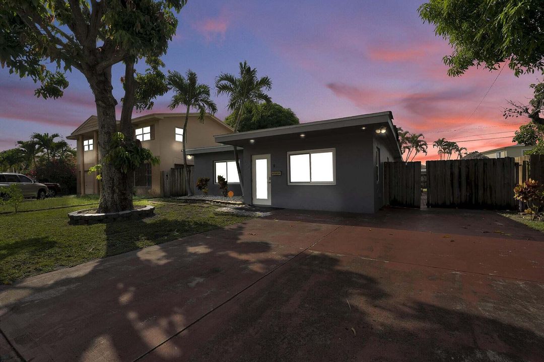 En Renta: $3,750 (4 camas, 2 baños, 1872 Pies cuadrados)