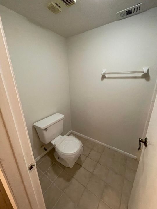 出租: $1,750 (2 贝兹, 2 浴室, 782 平方英尺)