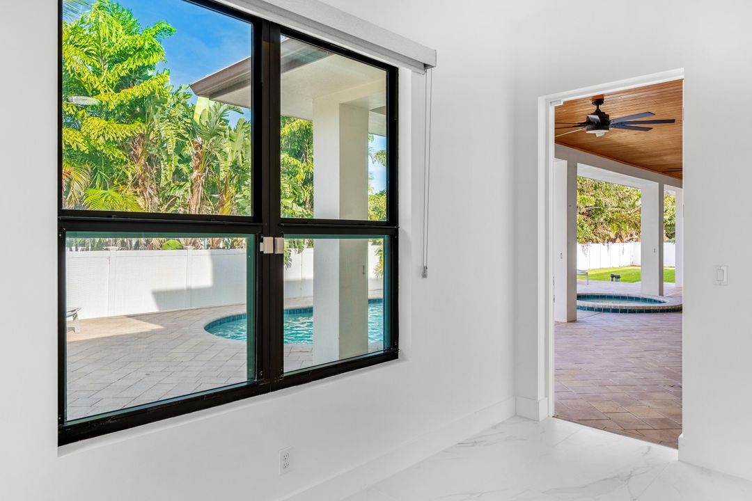 For Sale: $1,645,000 (5 beds, 4 baths, 3927 Square Feet)