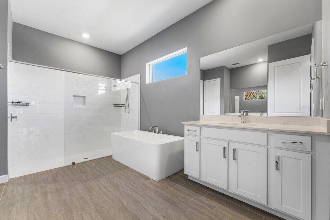 待售: $875,000 (4 贝兹, 3 浴室, 3001 平方英尺)