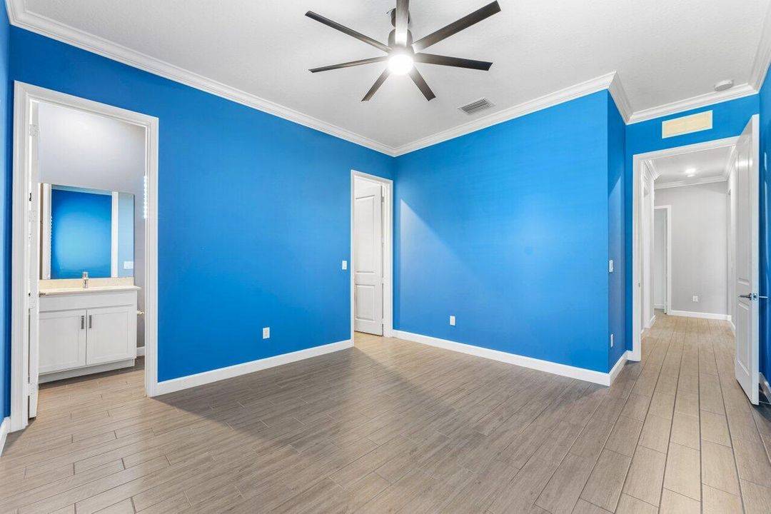 待售: $875,000 (4 贝兹, 3 浴室, 3001 平方英尺)