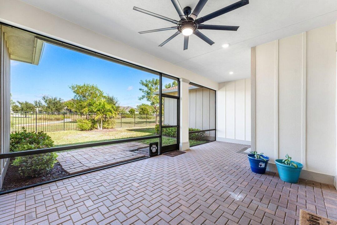 待售: $875,000 (4 贝兹, 3 浴室, 3001 平方英尺)