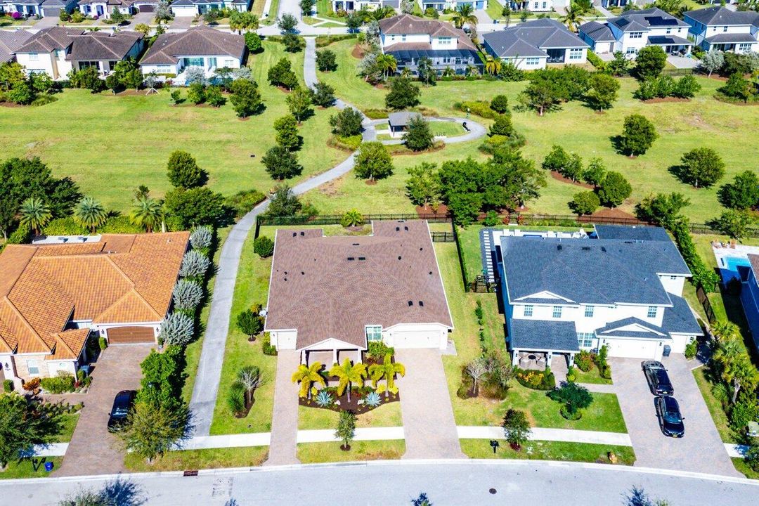 待售: $875,000 (4 贝兹, 3 浴室, 3001 平方英尺)