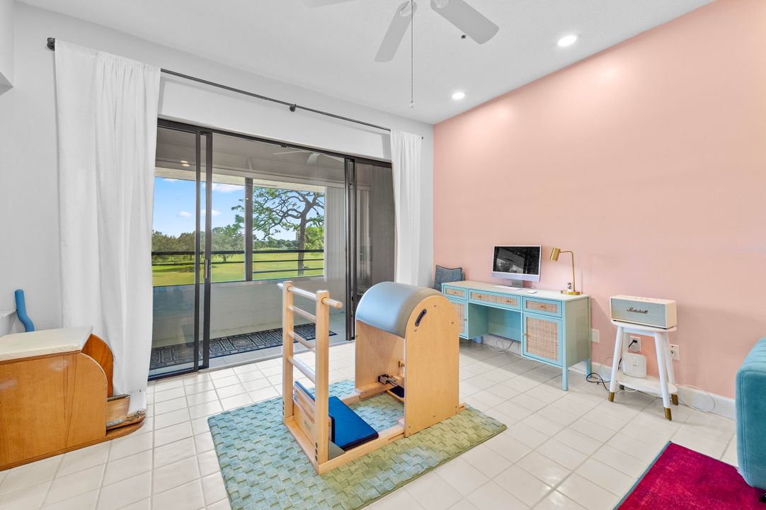 待售: $349,999 (1 贝兹, 1 浴室, 1089 平方英尺)