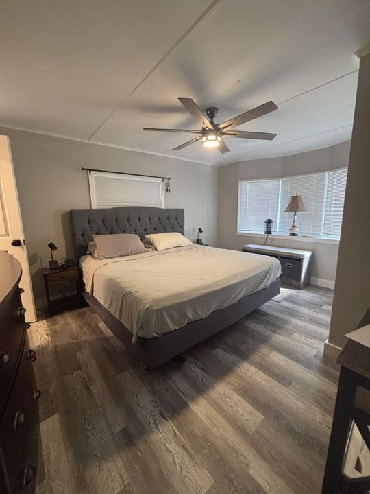 For Sale: $65,000 (2 beds, 2 baths, 981 Square Feet)