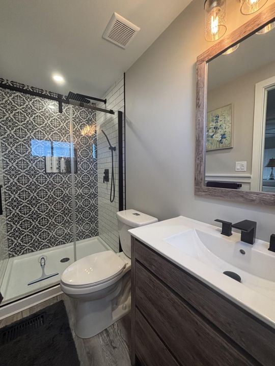 For Sale: $65,000 (2 beds, 2 baths, 981 Square Feet)