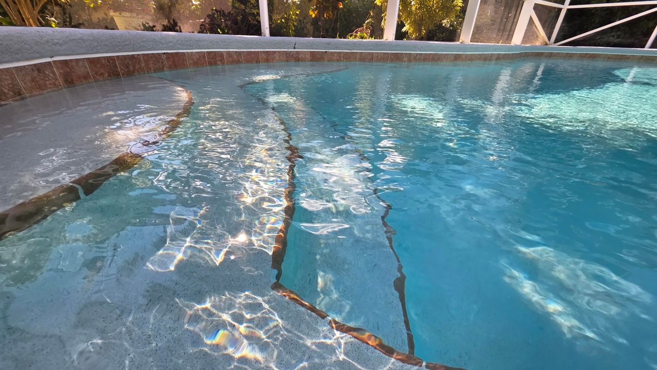 For Sale: $525,000 (4 beds, 2 baths, 2012 Square Feet)