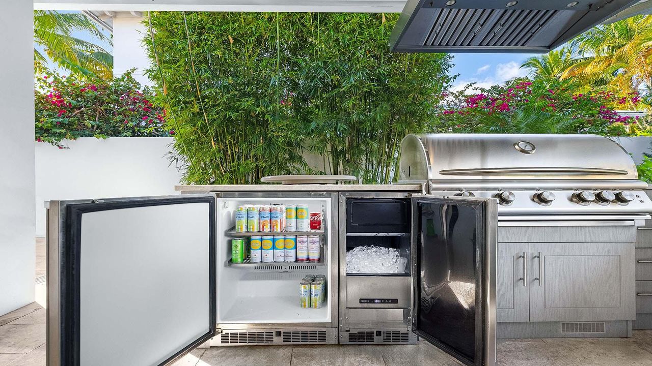 待售: $3,495,000 (4 贝兹, 4 浴室, 3655 平方英尺)