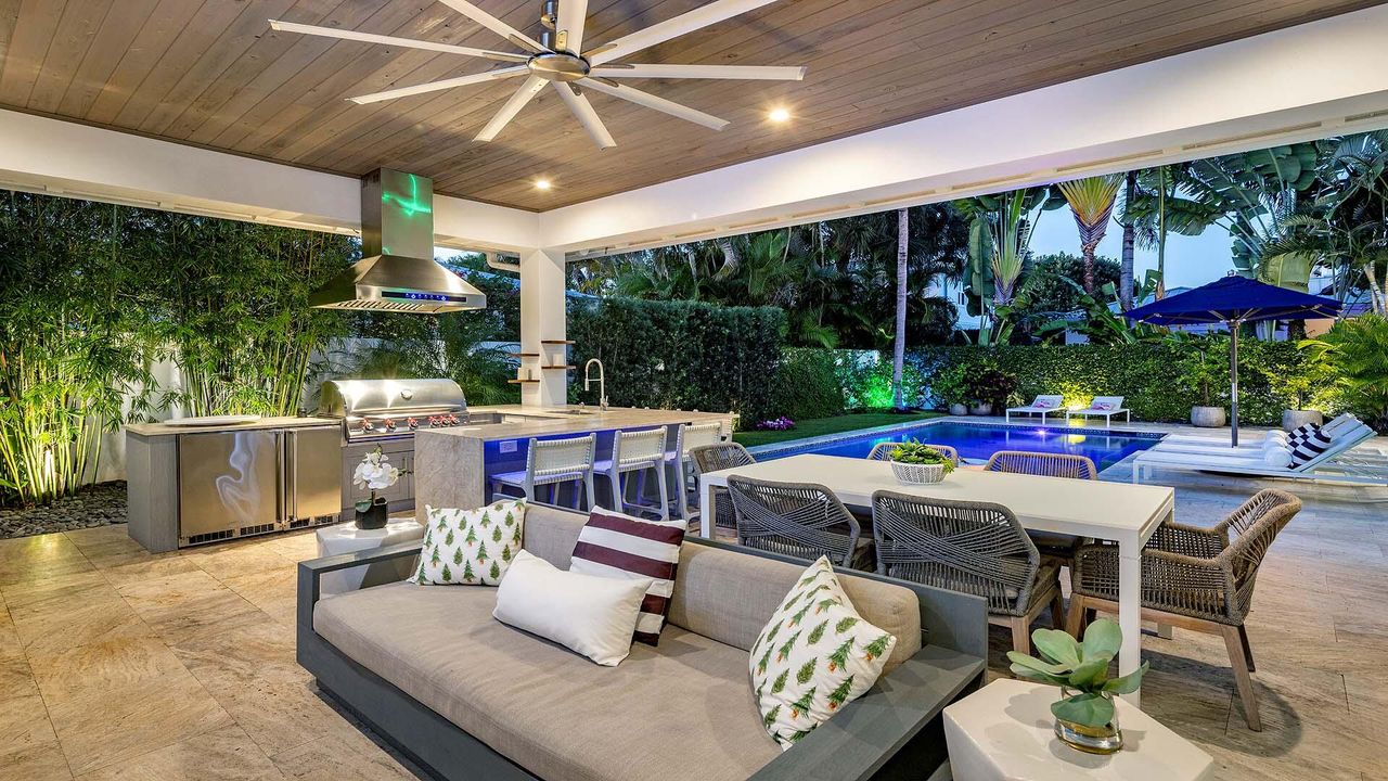 待售: $3,495,000 (4 贝兹, 4 浴室, 3655 平方英尺)