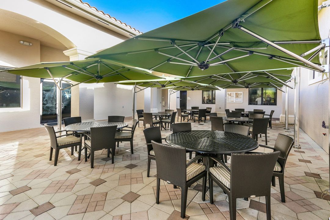 En Venta: $805,000 (3 camas, 2 baños, 2756 Pies cuadrados)