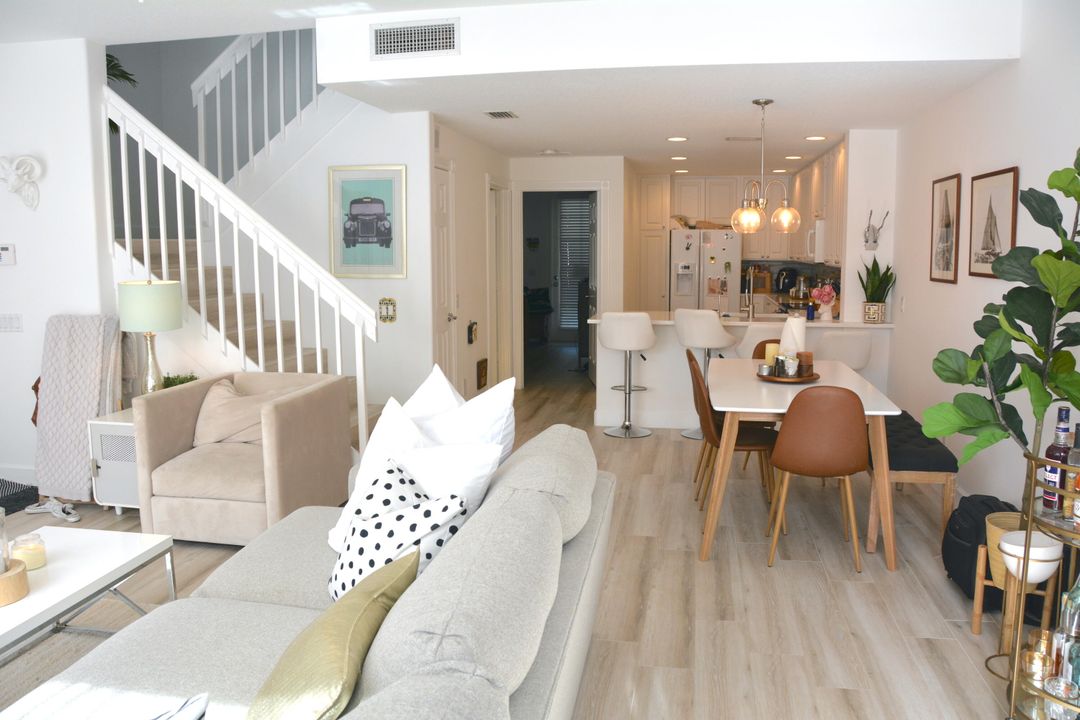 For Rent: $4,200 (3 beds, 3 baths, 1830 Square Feet)